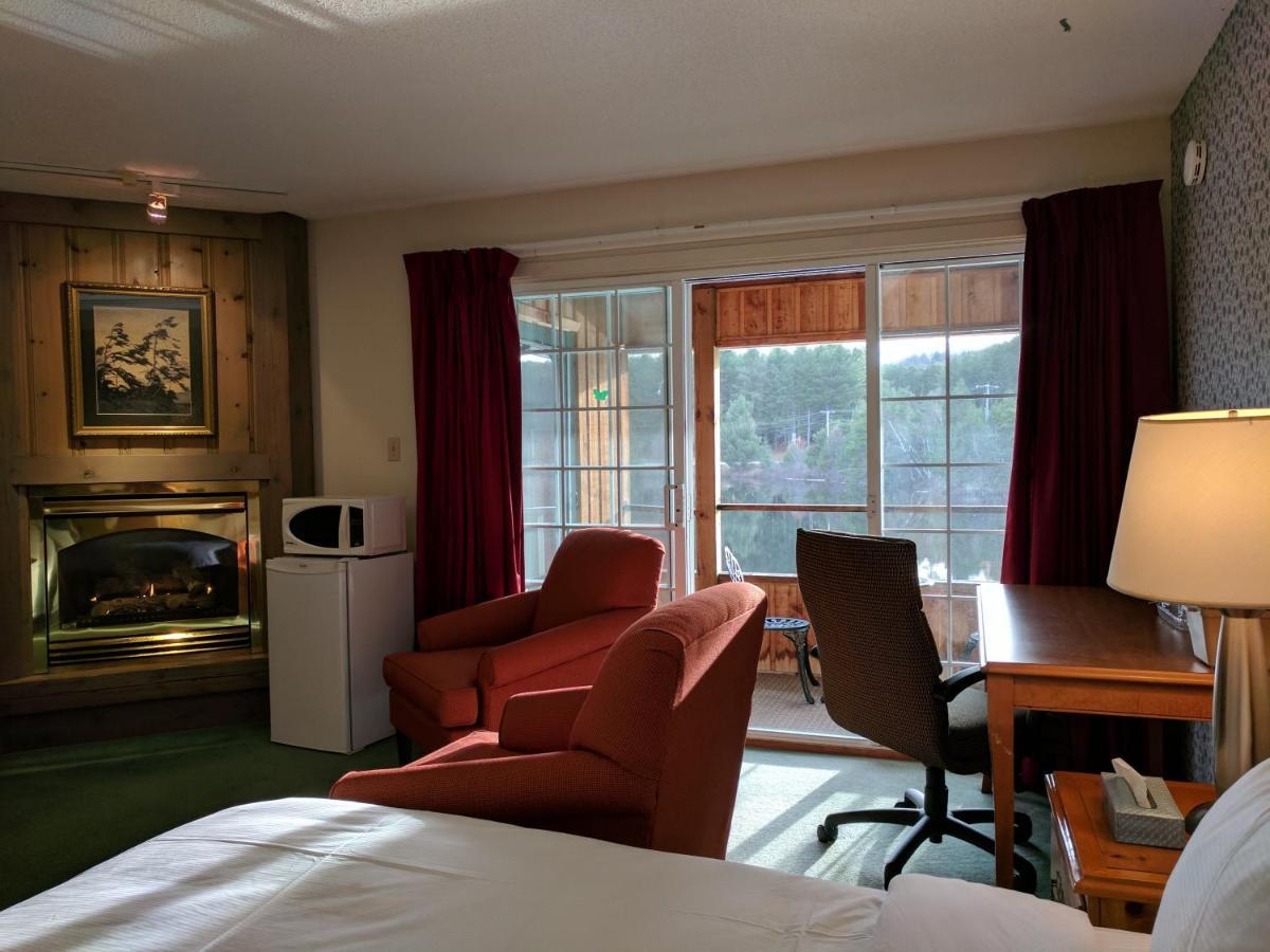 Algonquin Lakeside Inn Dwight Zimmer foto