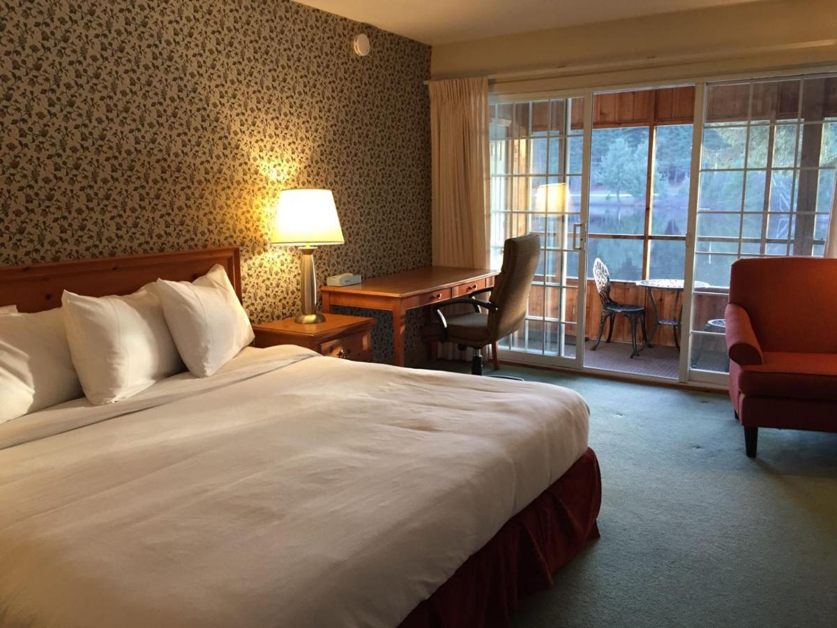 Algonquin Lakeside Inn Dwight Zimmer foto