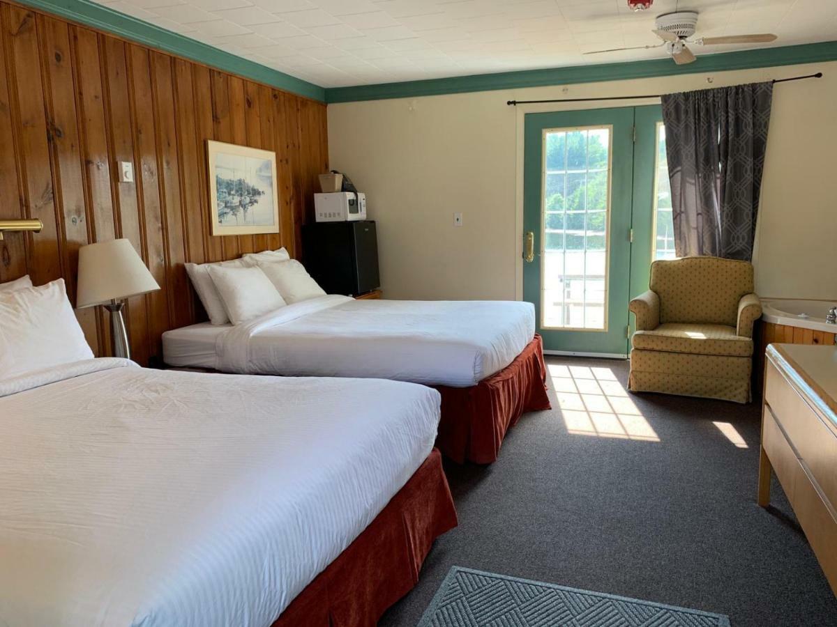 Algonquin Lakeside Inn Dwight Exterior foto